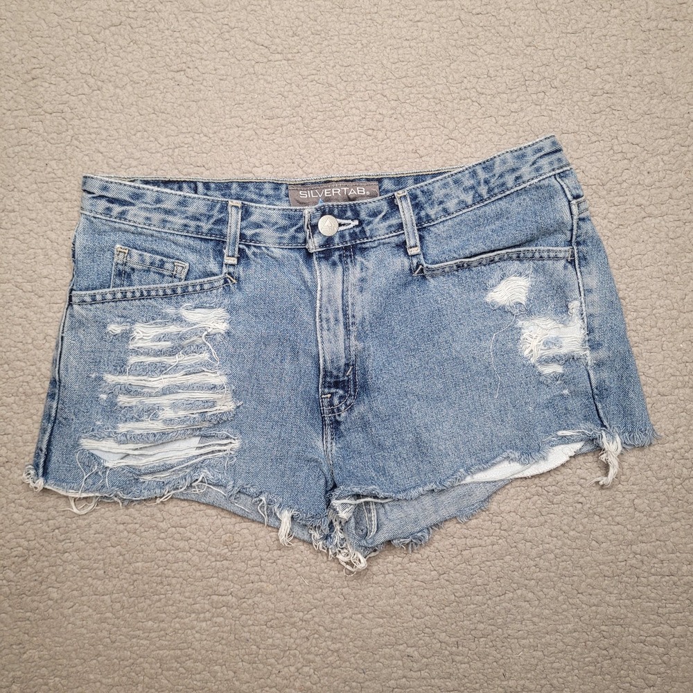 Vintage Levi's Silvertab Shorts Womens 30 Blue Denim Cutoff Distressed 90s Y2K
